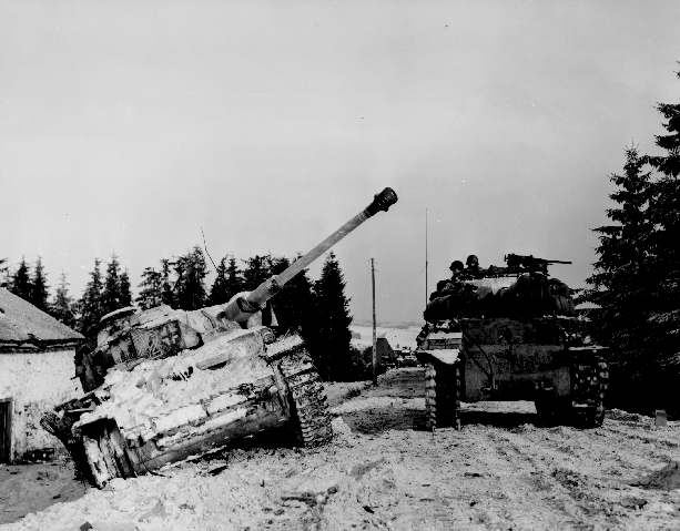 Sherman Tank in Action Photos - Page 2 - MILITARY VEHICLES - U.S ...