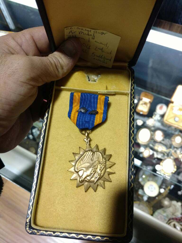 Air medal help - MEDALS & DECORATIONS - U.S. Militaria Forum