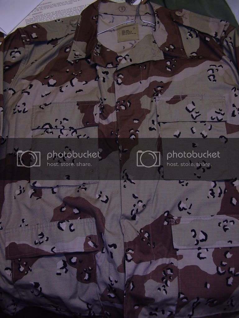 6- Color DCU Shirt/Coat LARGE - Short Desert Camo Cotton/Nylon