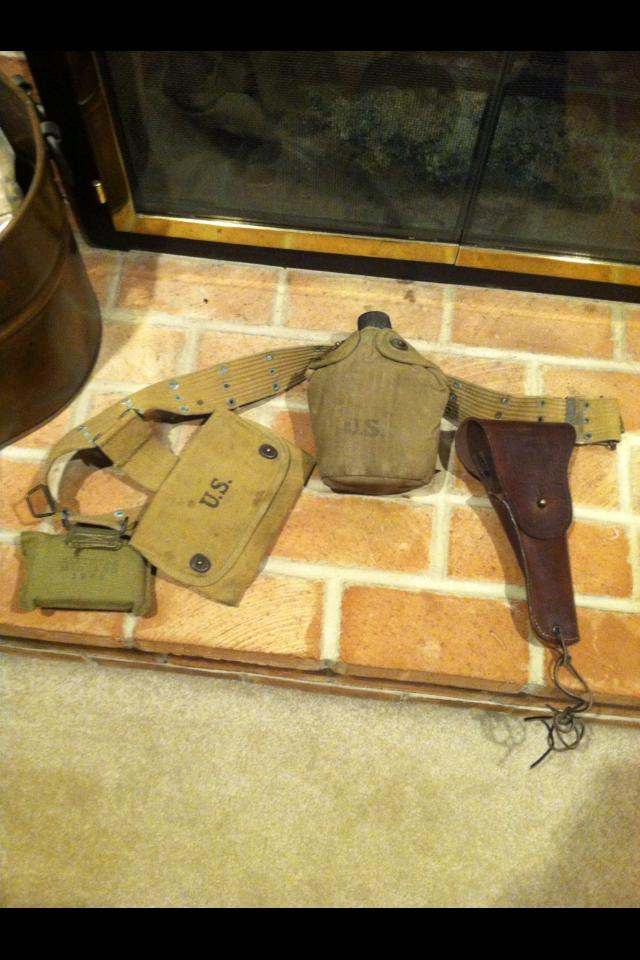 Is this a WWII Shotgun Shell Pouch? - FIELD & PERSONAL GEAR SECTION - U.S.  Militaria Forum