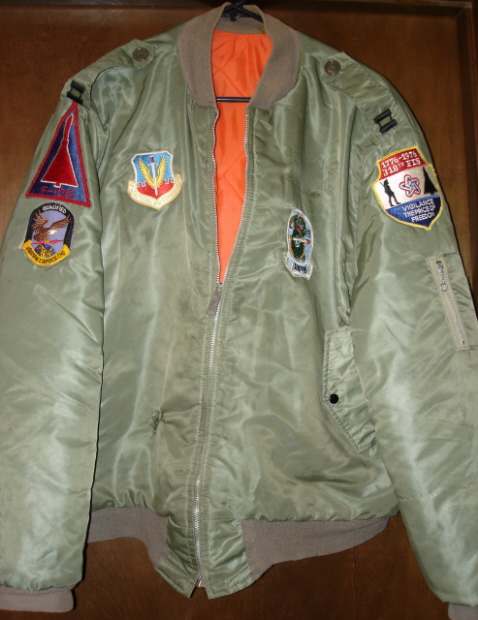 USAF Flight Jacket - UNIFORMS - U.S. Militaria Forum