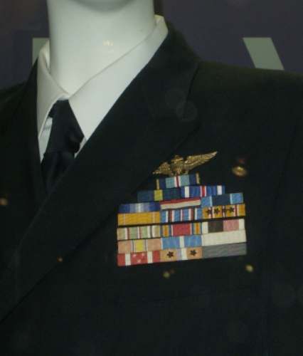 Astronauts medal display - MEDALS & DECORATIONS - U.S. Militaria Forum