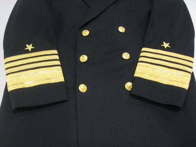 Admiral J.L. ABBOT JR. seems to have too many stripes - NAVAL & SEA ...