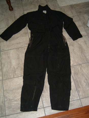 US Experimental Black Flight Suit/Coveralls - UNIFORMS - U.S. Militaria ...