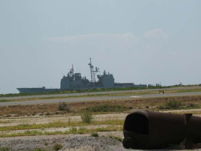 USS PORT ROYAL aground off of Honolulu International Airport - MILITARY ...