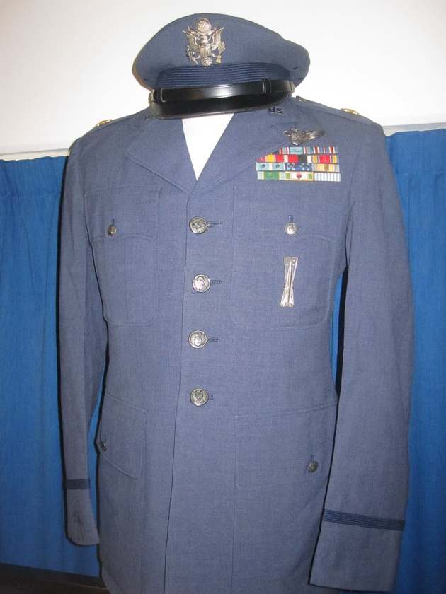 Post-WWII 1950's & 1960's US Air Force uniform photos - Page 21 ...