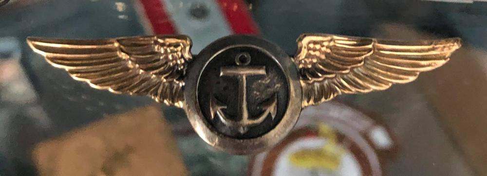 Different Naval Aviation Observer Wings - WING BADGES - U.S.