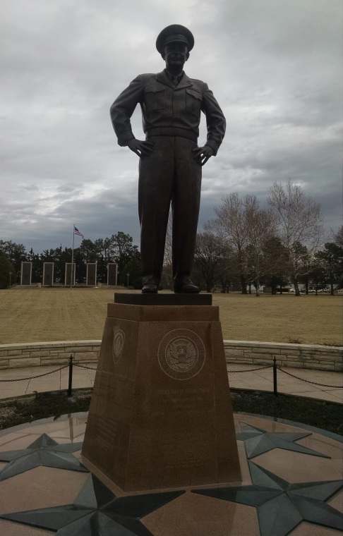 Eisenhower Museum, Abilene Kansas - MUSEUMS, BATTLEFIELDS, AND ...