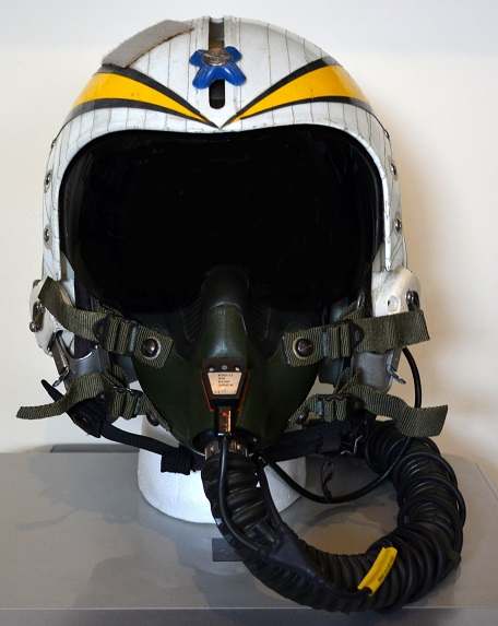 VF-302 helmet - FLYING HELMETS AND ACCESSORIES - U.S. Militaria Forum