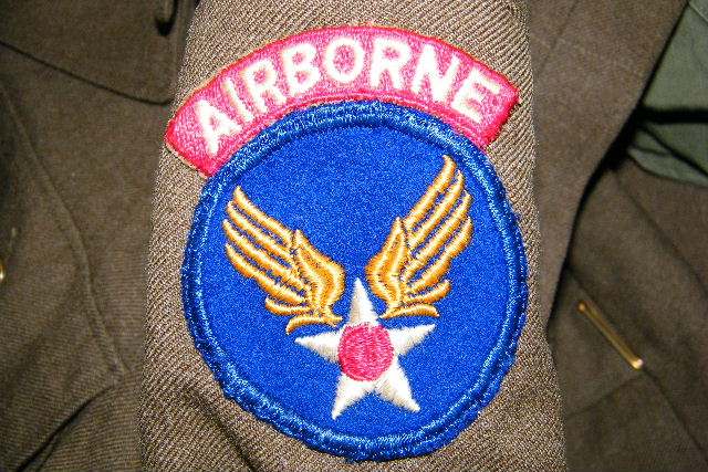 AIRBORNE tab..Common or Scarce - ARMY AND USAAF - U.S. Militaria Forum