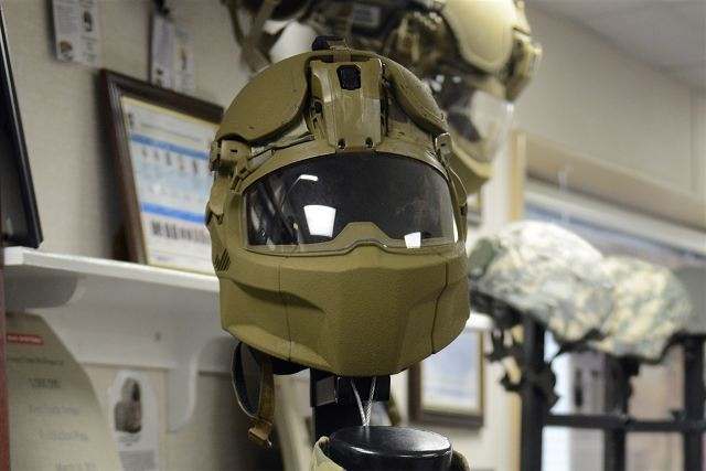 Ceradyne ihps ballistic store helmet