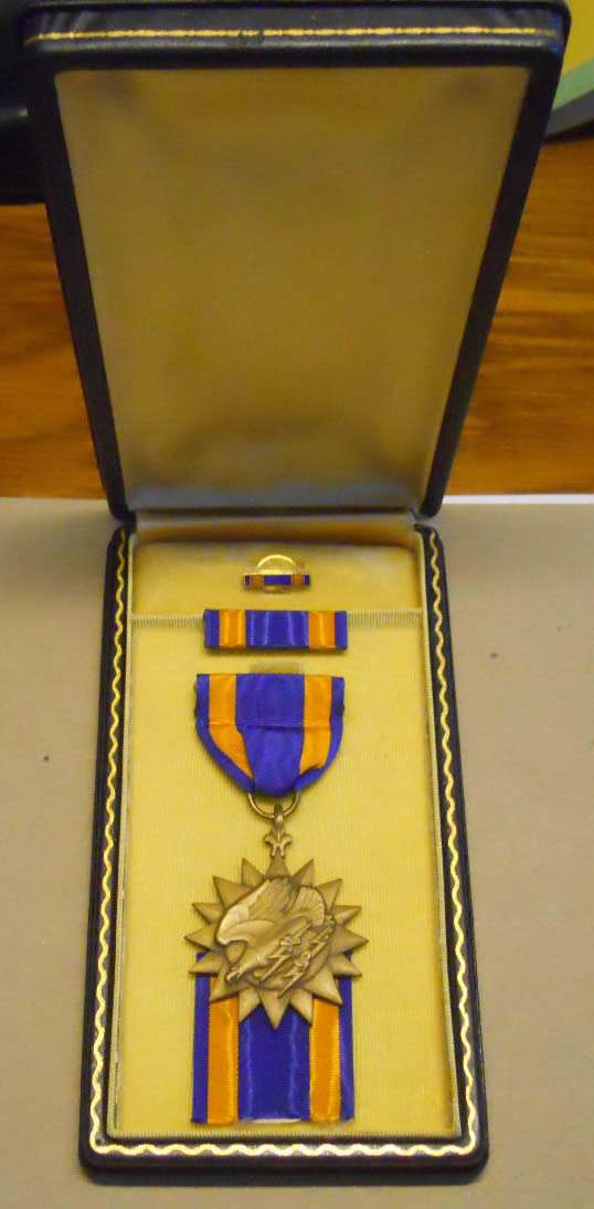 WW2 Air Medal for review - MEDALS & DECORATIONS - U.S. Militaria Forum