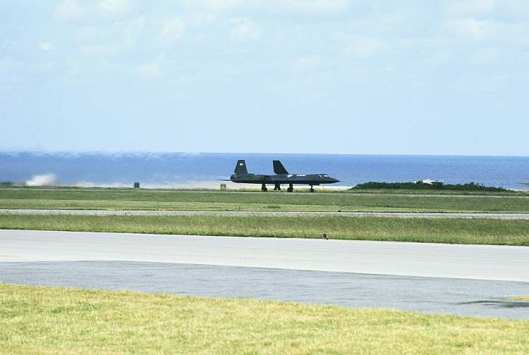 SR-71 planes at Kadena, Okinawa 1972 - MILITARY AIRCRAFT & AVIATION - U ...