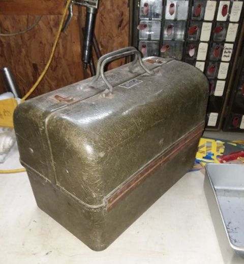 USAF crew chief tool boxes - GROUND CREW SPECIAL GEAR - U.S. Militaria ...