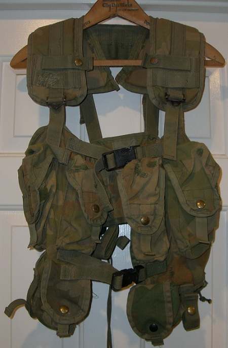 Gulf War vest? - FIELD & PERSONAL GEAR SECTION - U.S. Militaria Forum