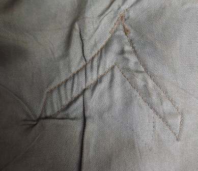 Puzzling airborne Ike jacket - UNIFORMS - U.S. Militaria Forum