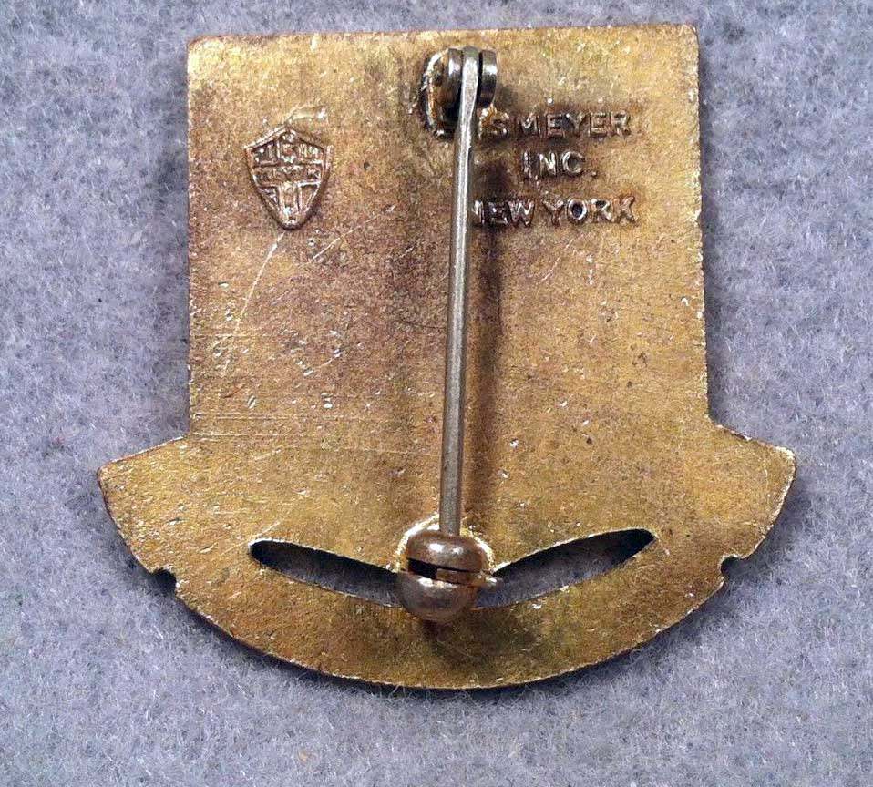 A 112th Cavalry Regiment DI - DISTINCTIVE UNIT INSIGNIA / UNIT CRESTS ...