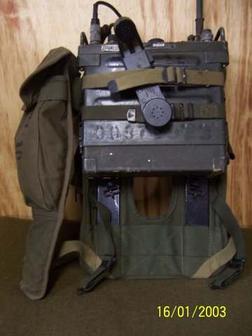 PRC-25 With Carrier and Antenna bag - RADIO & COMMUNICATIONS GEAR - U.S.  Militaria Forum