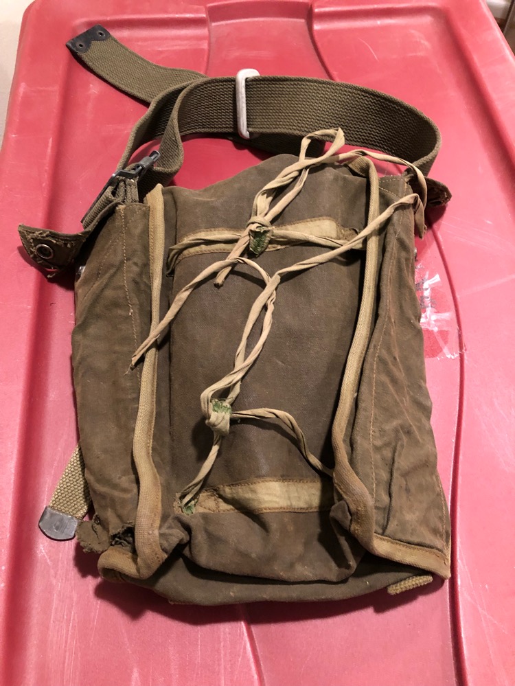 T311. 1956 DATED AIRBORNE DEMOLITION BAG - B & B Militaria