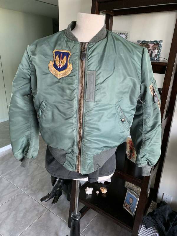 Color evolution of B10/ B15/ MA1 jackets - FLIGHT CLOTHING - U.S ...