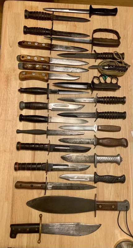 Happy New Year - Oil the blades. - EDGED WEAPONS - U.S. Militaria Forum