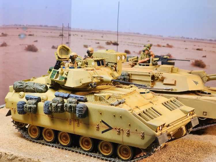 "Spearheads-Operation Desert Shield". - MODELING - U.S. Militaria Forum