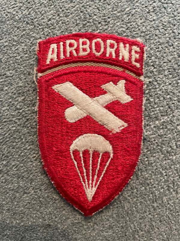 Is this airborne patch a fake? Fantasy piece - LATEST FINDS - U.S ...