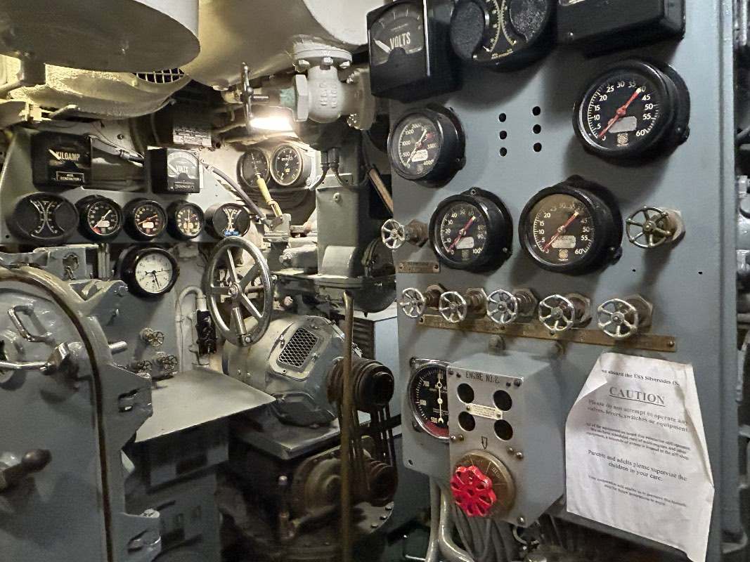 MuzeMerch - USS Midway Silver Bell