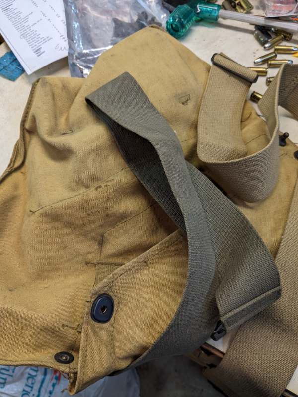WWII gas mask, MIVA1 - FIELD & PERSONAL GEAR SECTION - U.S. Militaria Forum